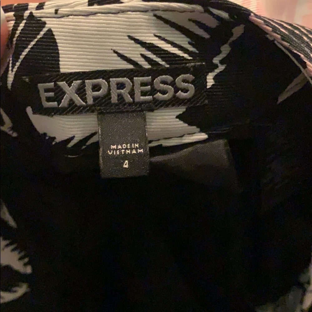 Skirt - Picture 3 of 3